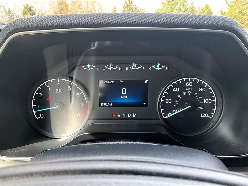 Used 2023 Silver Ford XLT image 18