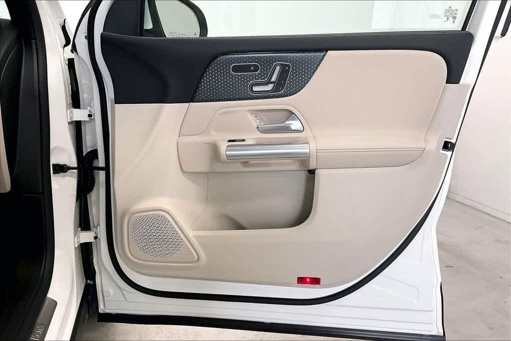 Certified Used 2026 Polar White Mercedes-Benz GLA 250 image 21