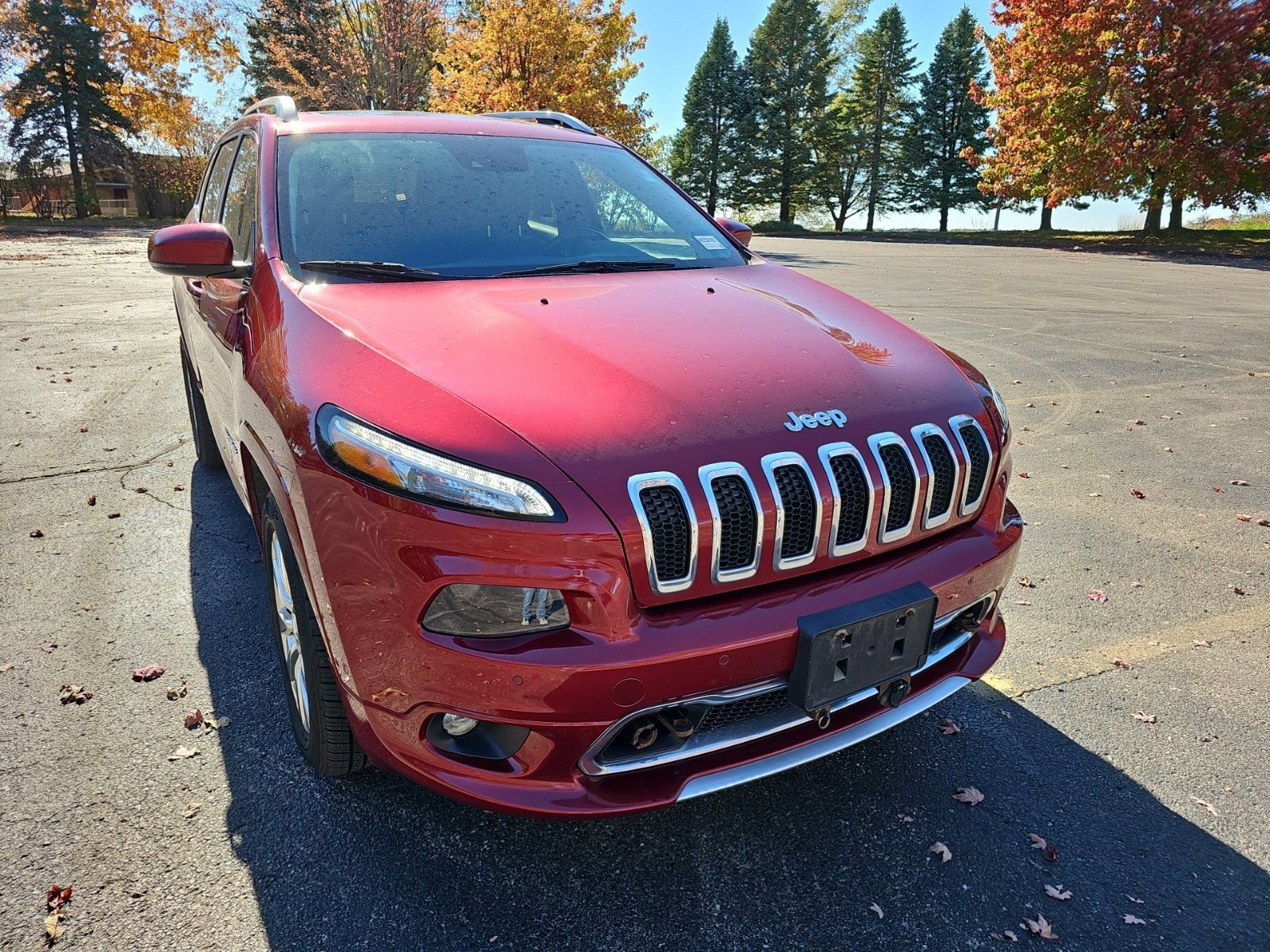 Used 2017 Deep Cherry Red Crystal Pearlcoat Jeep Overland image 7