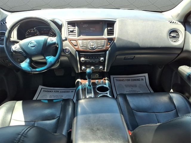Used 2015 Silver Nissan Platinum image 18