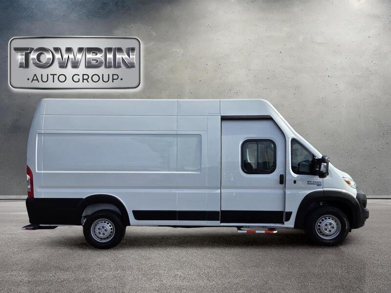 Used 2024 White Ram Super High Roof image 3