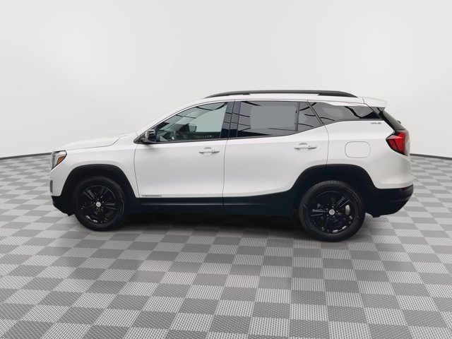 Used 2018 Summit White GMC SLE image 35