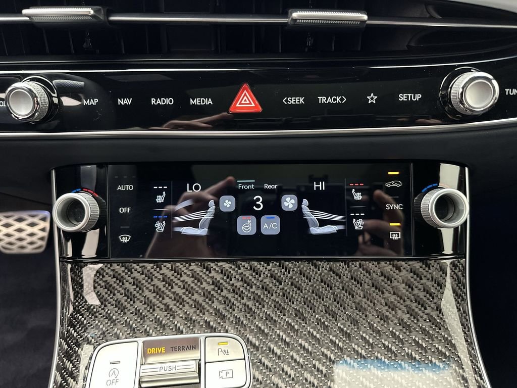 2026 GENESIS GV70 Sport Prestige - Photo 19
