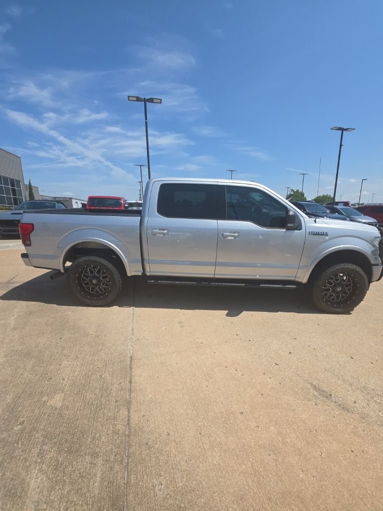 Used 2018 Ingot Silver Ford XLT image 2