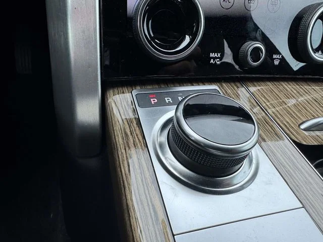 Used 2019 Black Land Rover 5.0L V8 Supercharged image 31