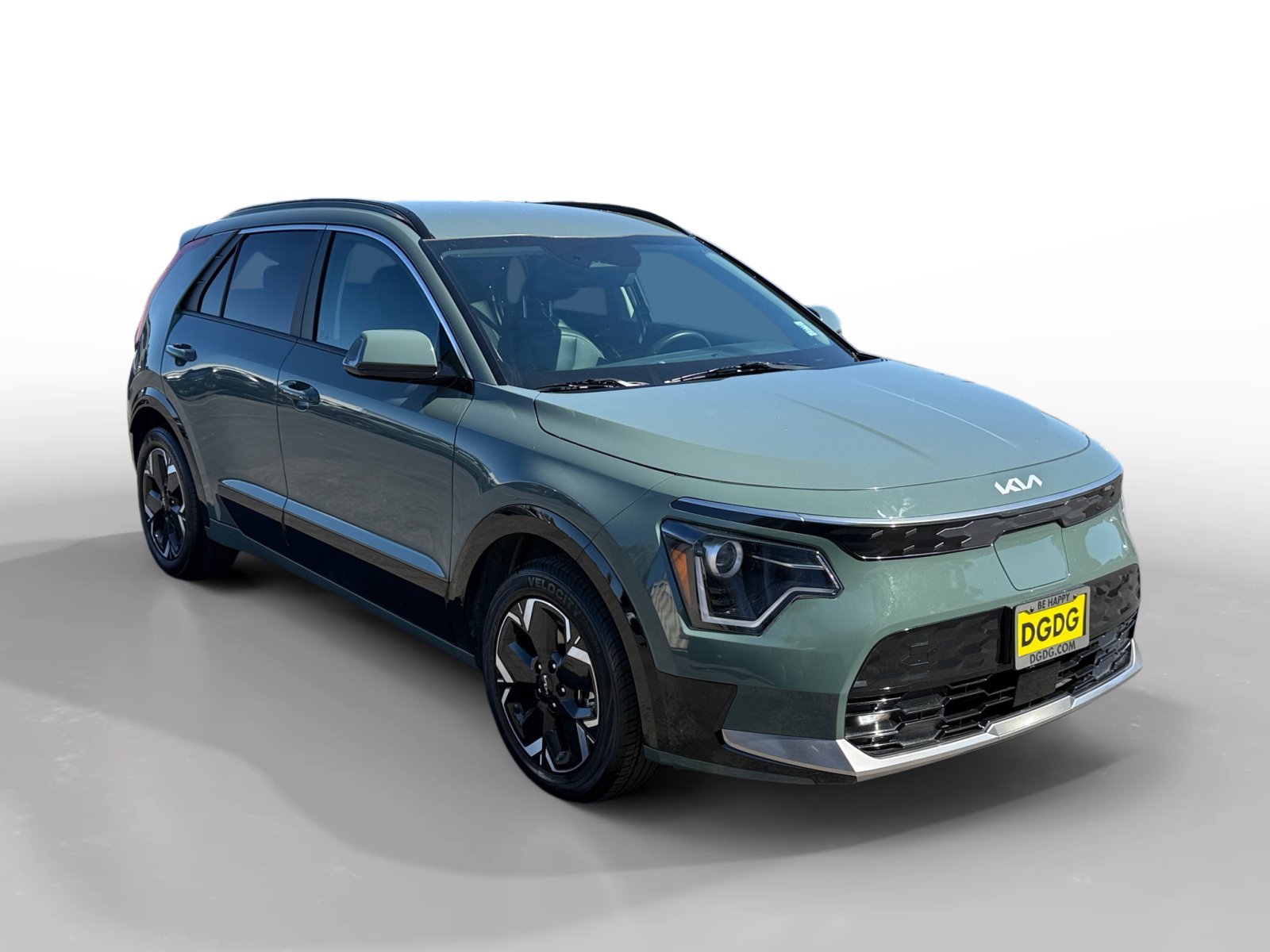 Used 2024 Green Kia Wind image 7