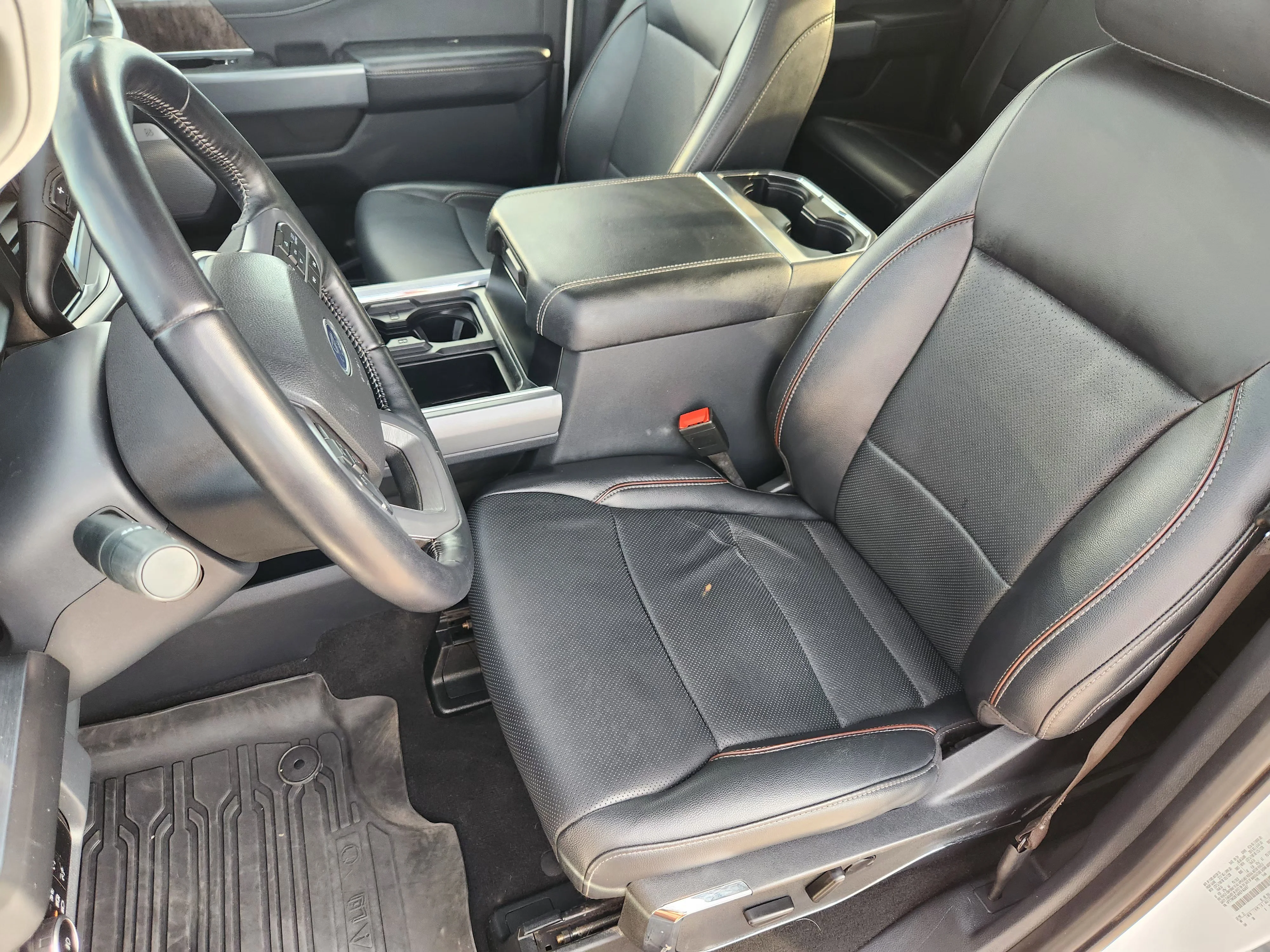 Used 2024  Ford XL image 14