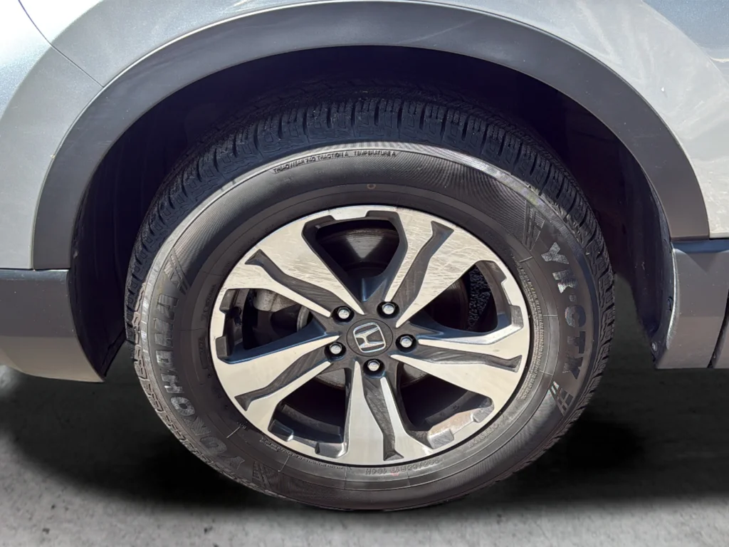 Used 2020 Silver Honda LX image 20