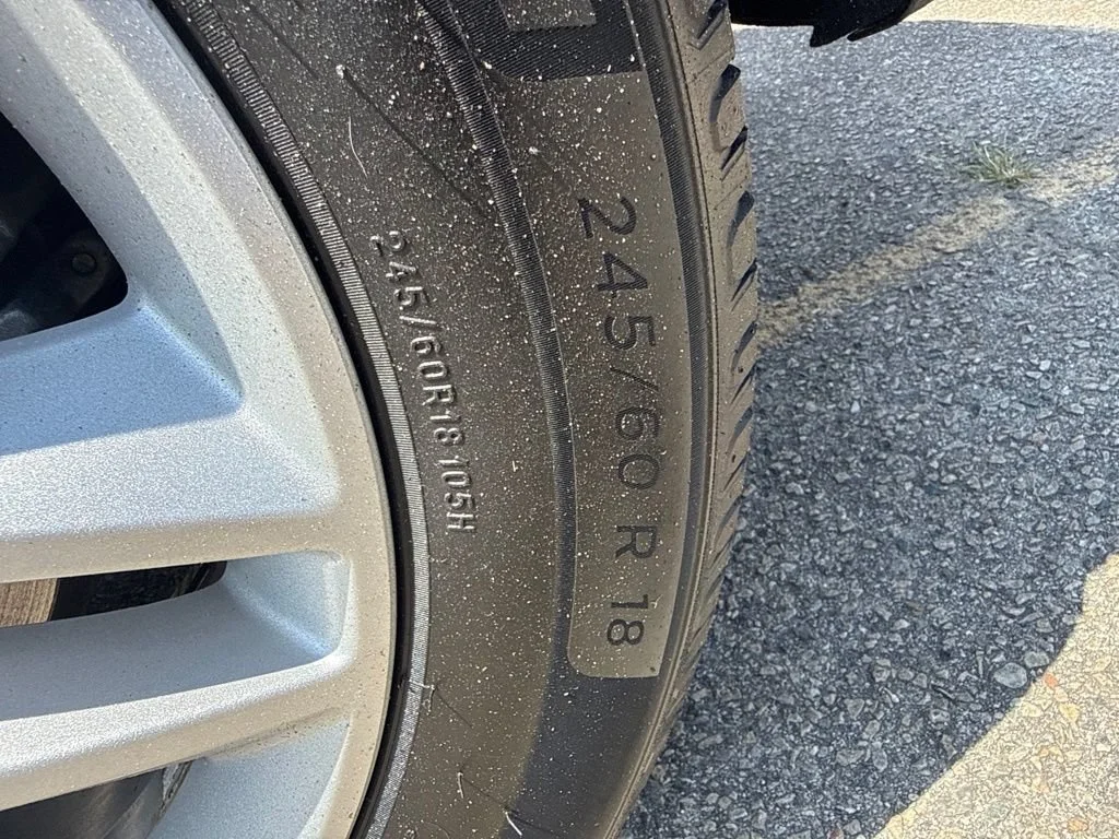 Used 2018  Ford SEL image 36