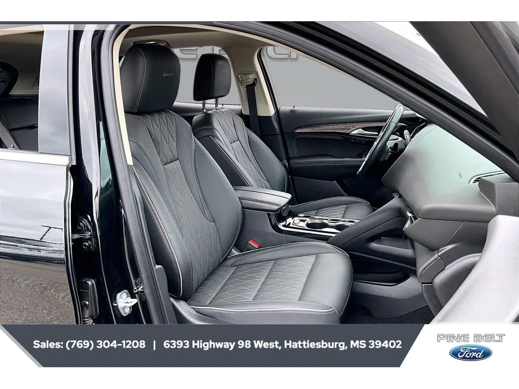 Used 2023 Ebony Twilight Metallic Buick Avenir image 6