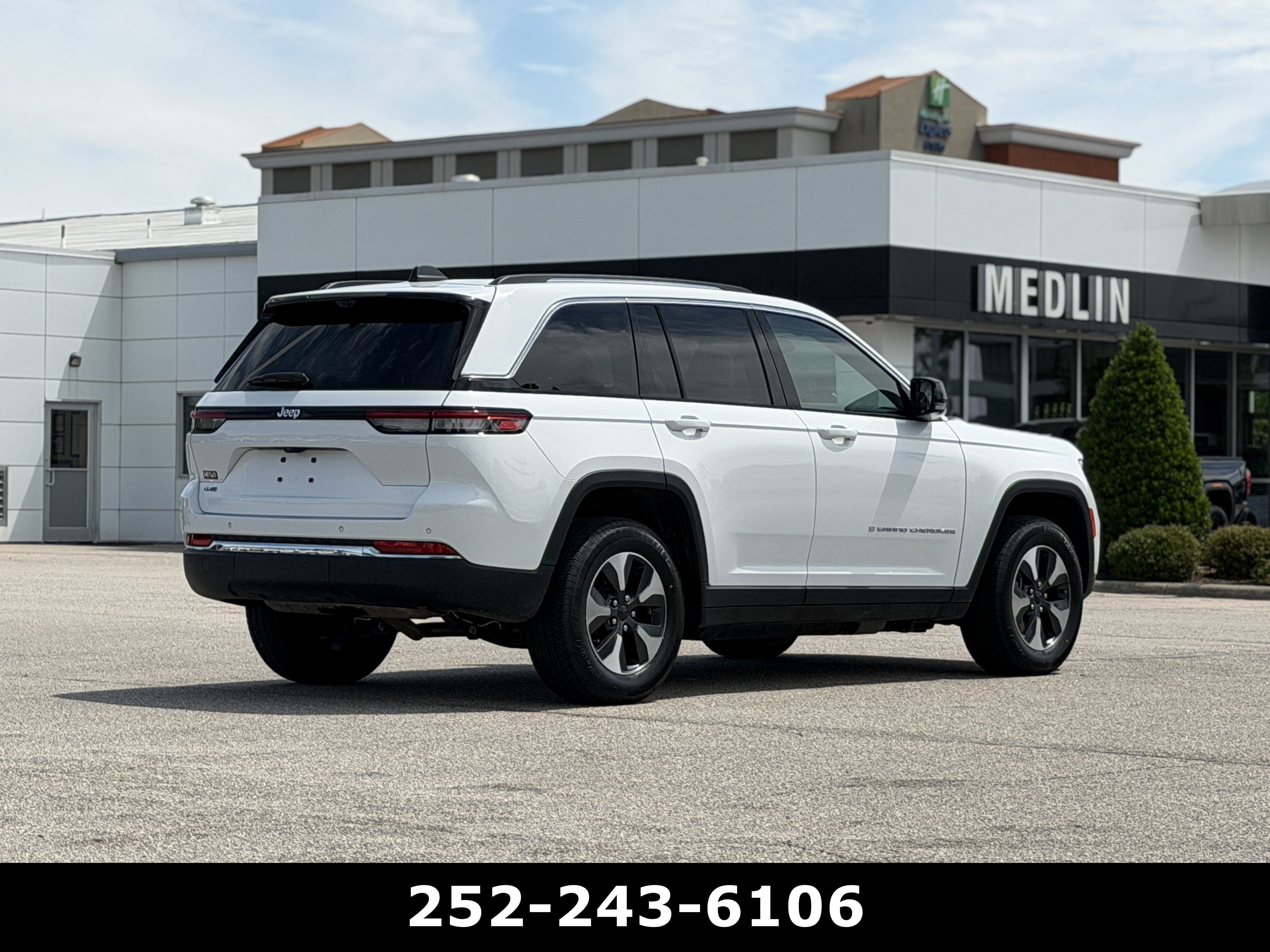 Used 2022 Bright White Clearcoat Jeep 4xe image 7
