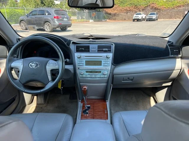 Used 2008 Classic Silver Metallic Toyota LE image 11
