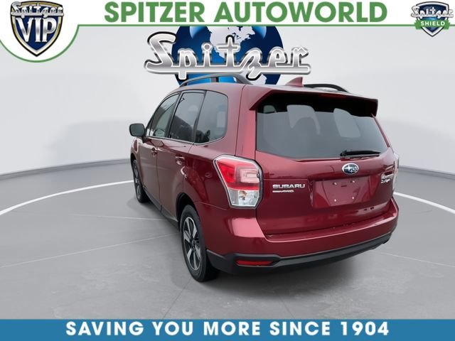 Used 2018  Subaru Premium image 6