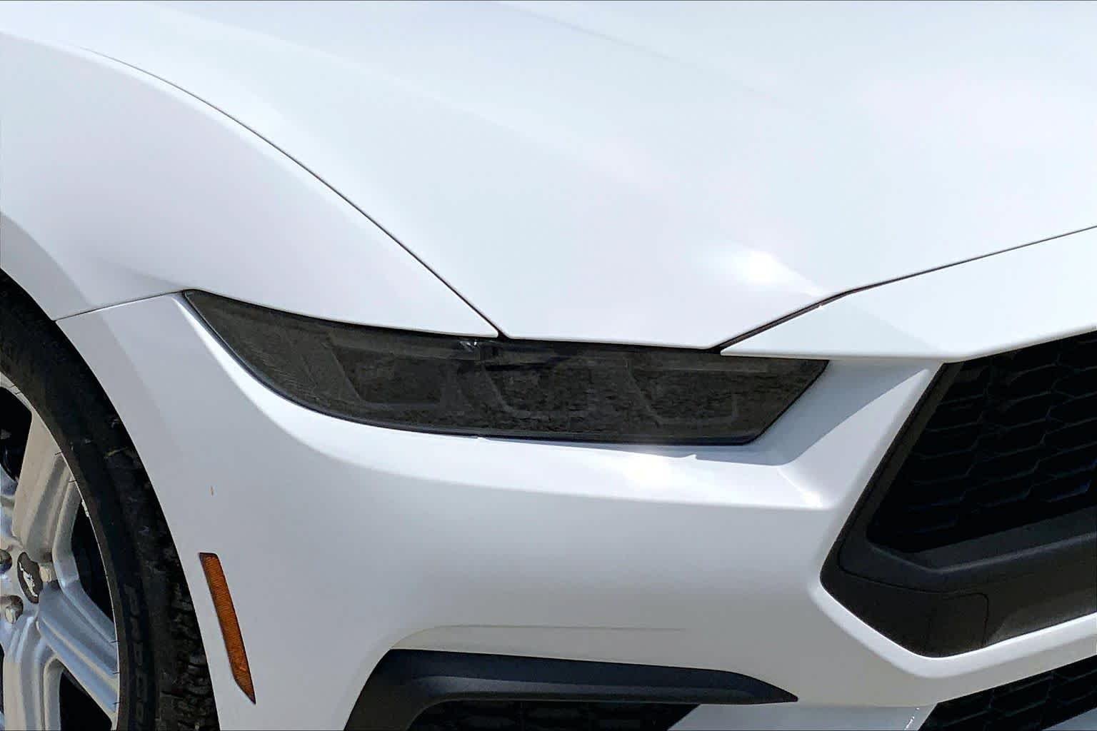 New 2026 Oxford White Ford EcoBoost® Fastback image 10