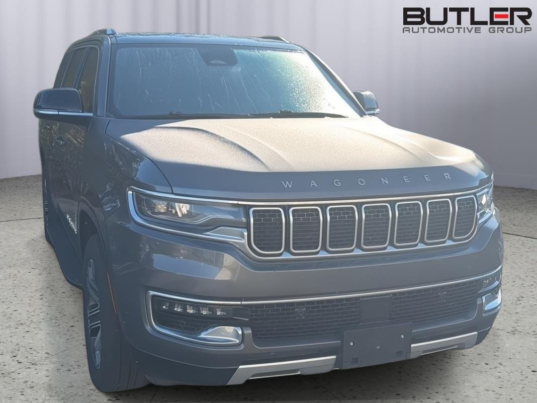 Used 2024 Baltic Gray Metallic Clearcoat Jeep Series II image 4