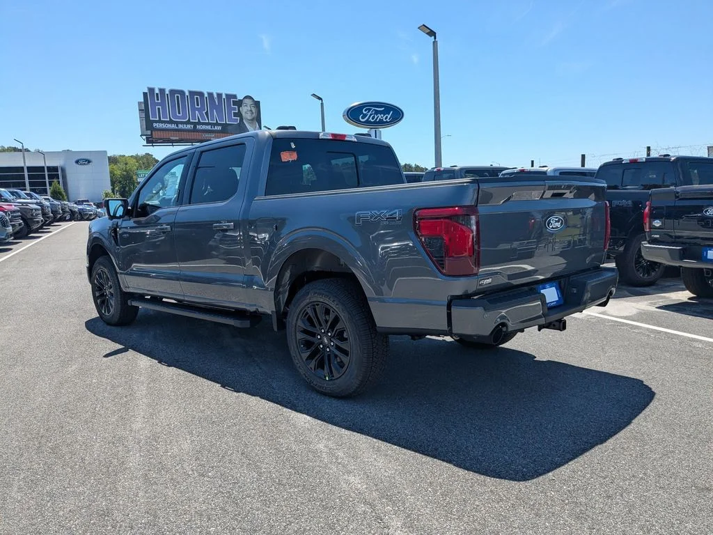 New 2026 Carbonized Gray Metallic Ford XLT image 6