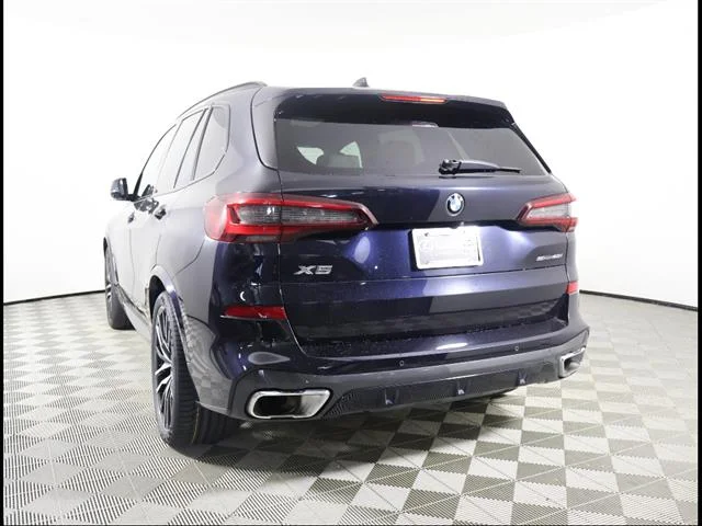 Used 2023 Carbon Black Metallic BMW sDrive40i image 4