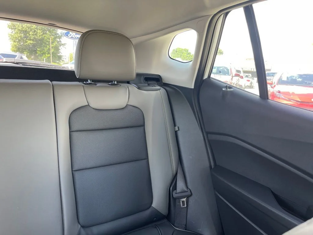 Used 2024 Summit White Chevrolet ACTIV image 14