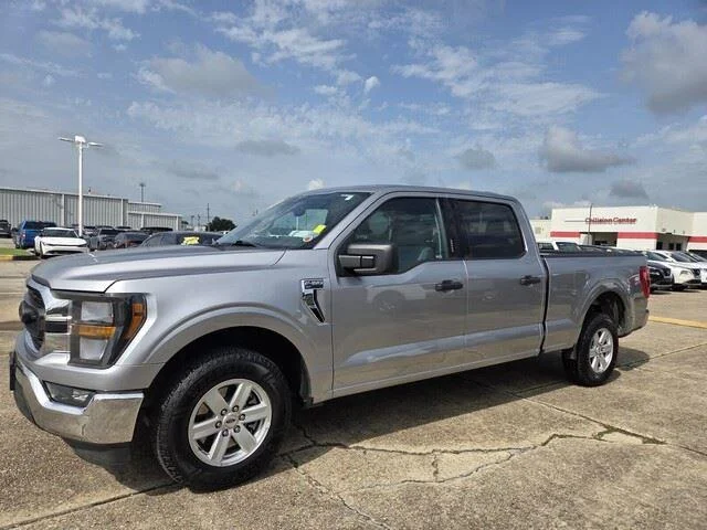 Used 2023 Iconic Silver Metallic Ford XLT image 9
