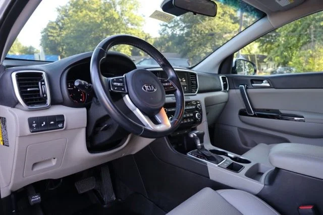 Used 2020 Silver Kia EX image 19