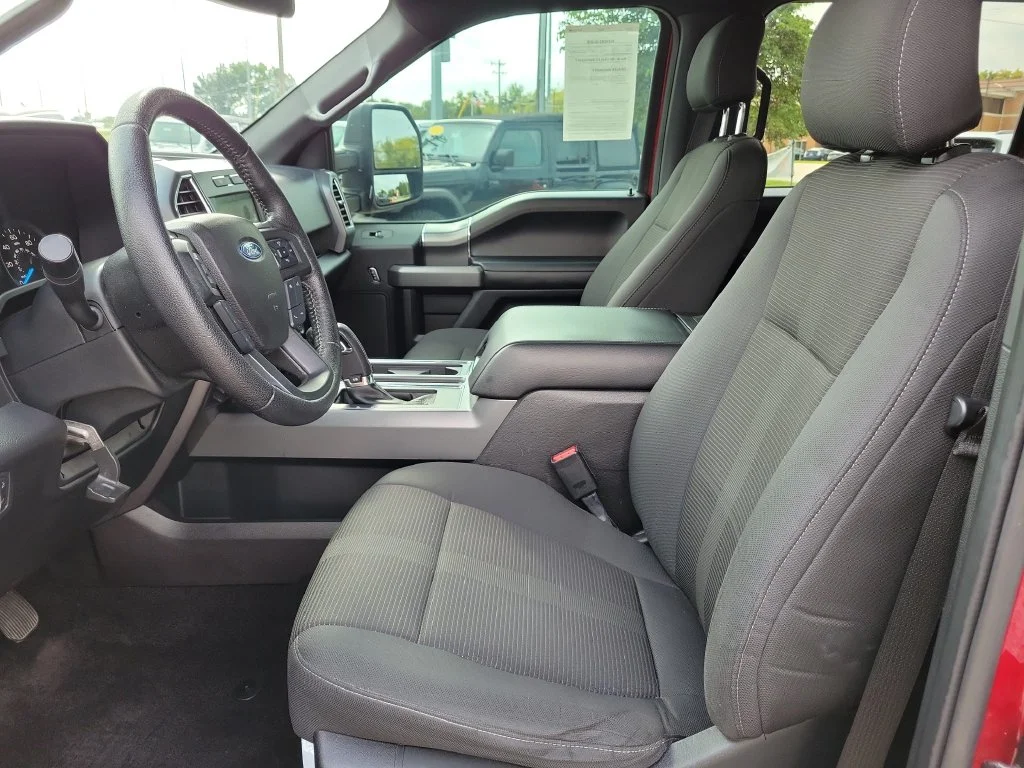 Used 2016 Red Ford XLT image 17