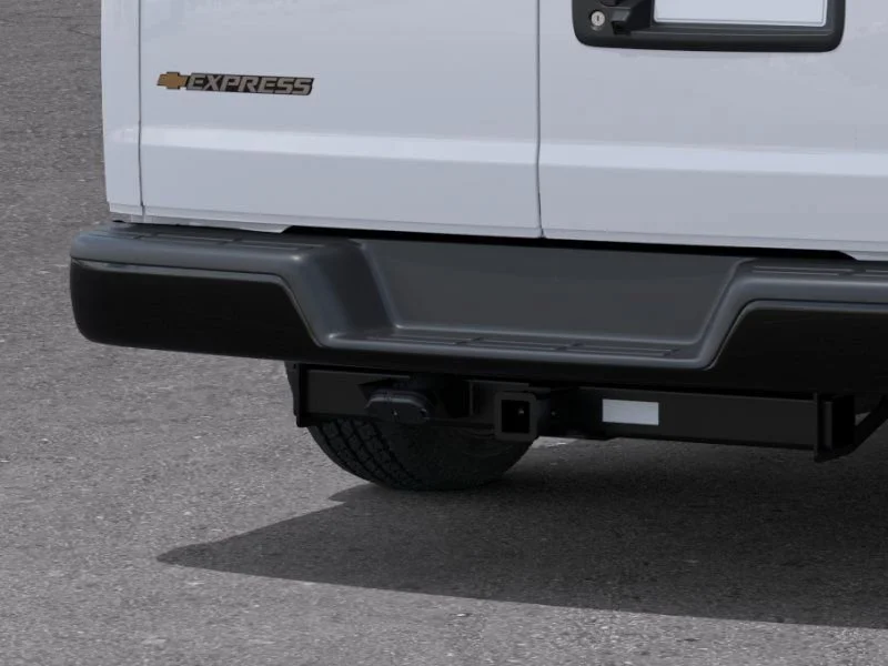 New 2026 Summit White Chevrolet 1WT image 14