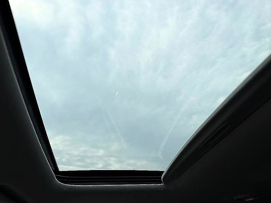 New 2026 Creamy White Pearl Hyundai SEL Premium 7P image 7