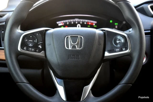 Used 2018  Honda EX image 17