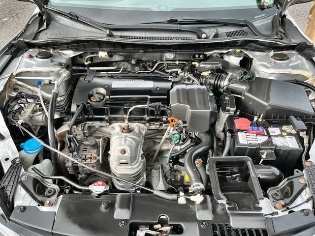 Used 2013 Silver Honda LX image 18
