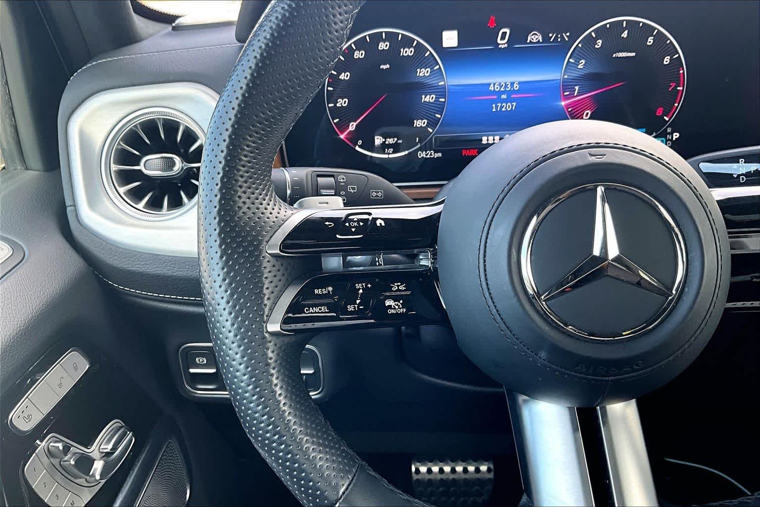 Used 2025 Polar White Mercedes-Benz G 550 image 24