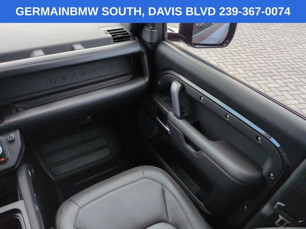 Used 2024 Carpathian Gray Premium Metallic Land Rover Carpathian Edition image 19