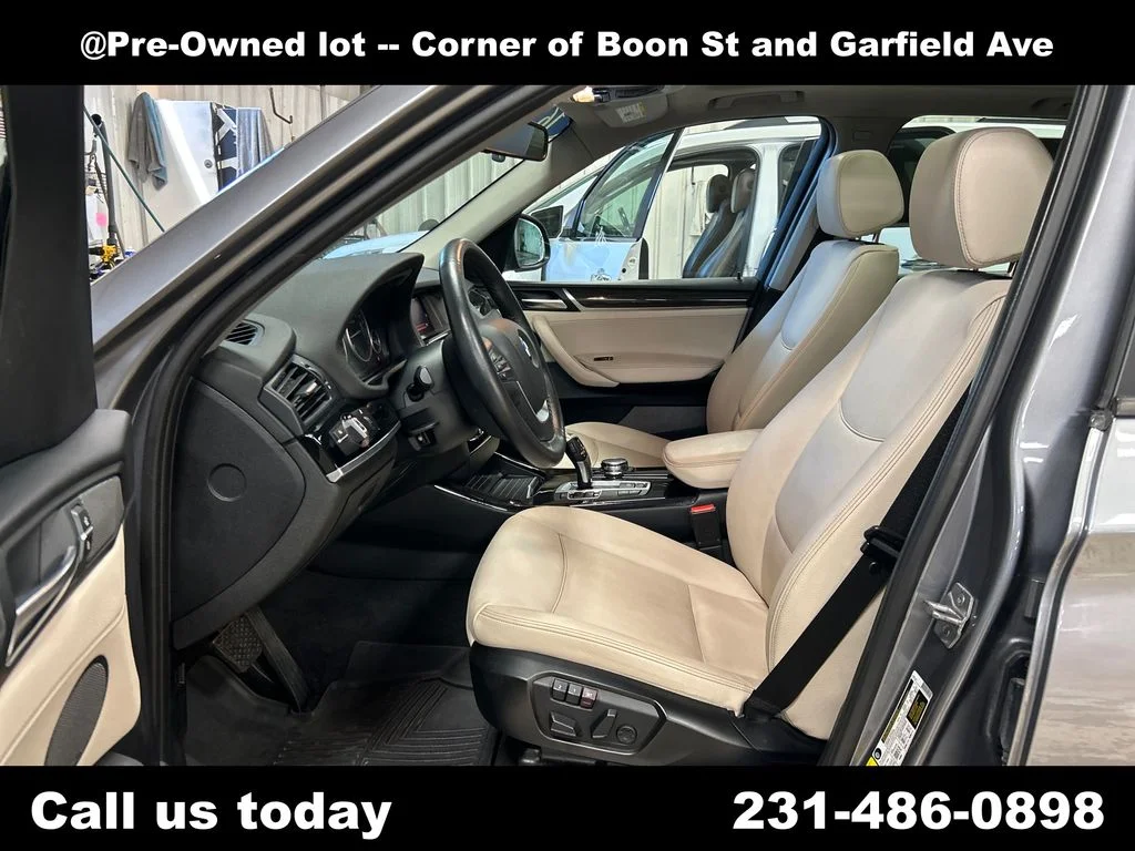 Used 2016 Gray BMW xDrive28i image 14