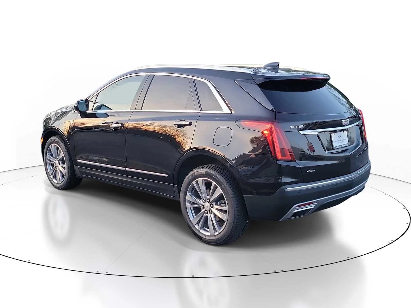 Used 2023 Stellar Black Metallic Cadillac Premium Luxury image 4