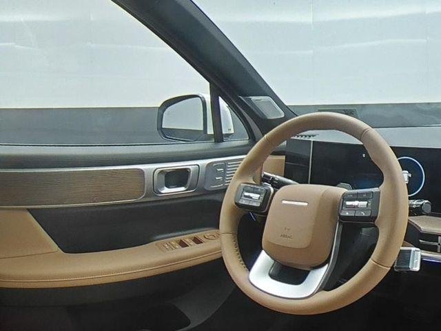 New 2027 White Hyundai Limited AWD image 33
