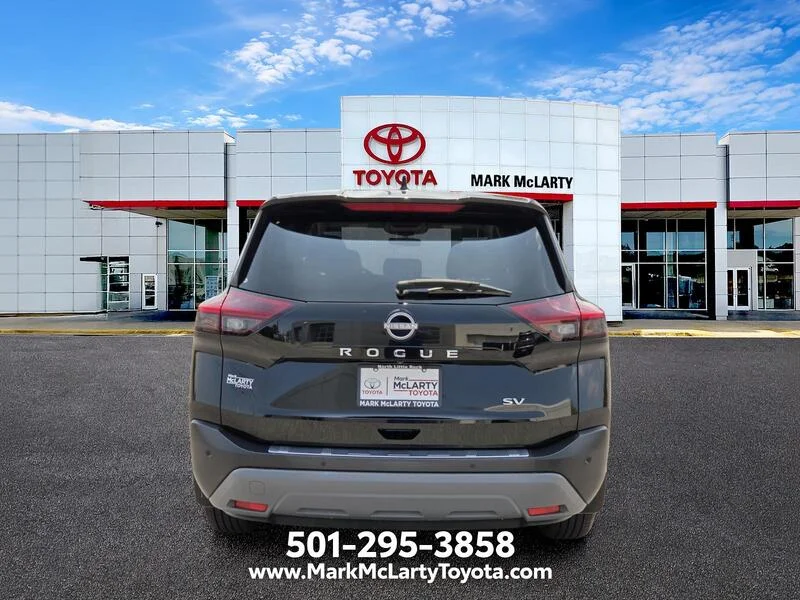 Used 2023 Super Black NISSAN FWD SV *LTD AVAIL* image 4