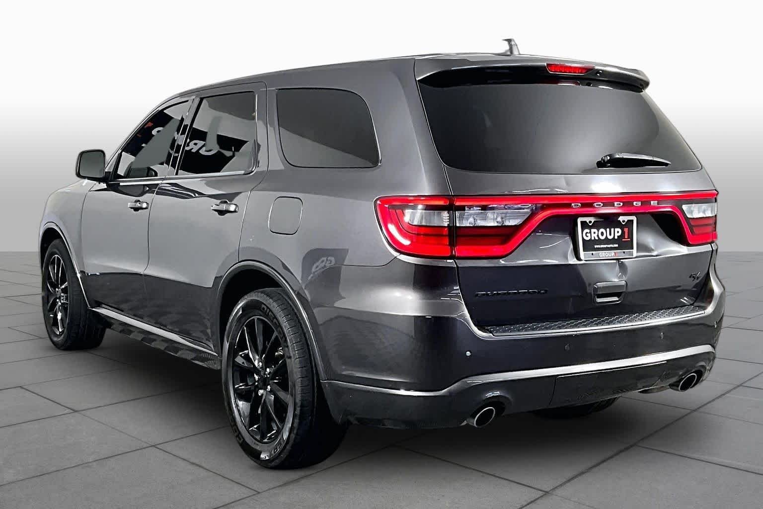 Used 2018 Granite Clearcoat Dodge R/T image 11