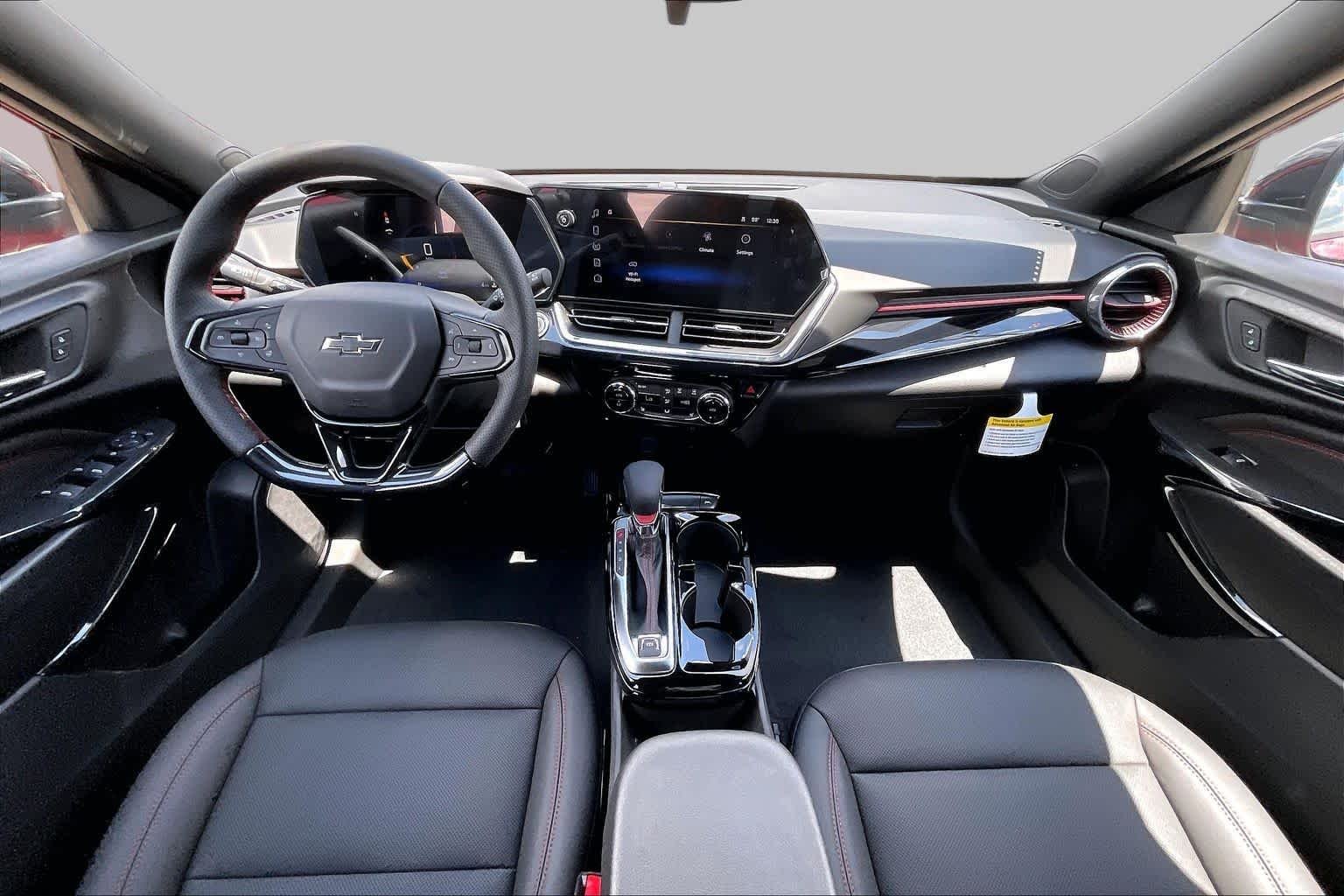 2026 Chevrolet Trax RS - Photo 6