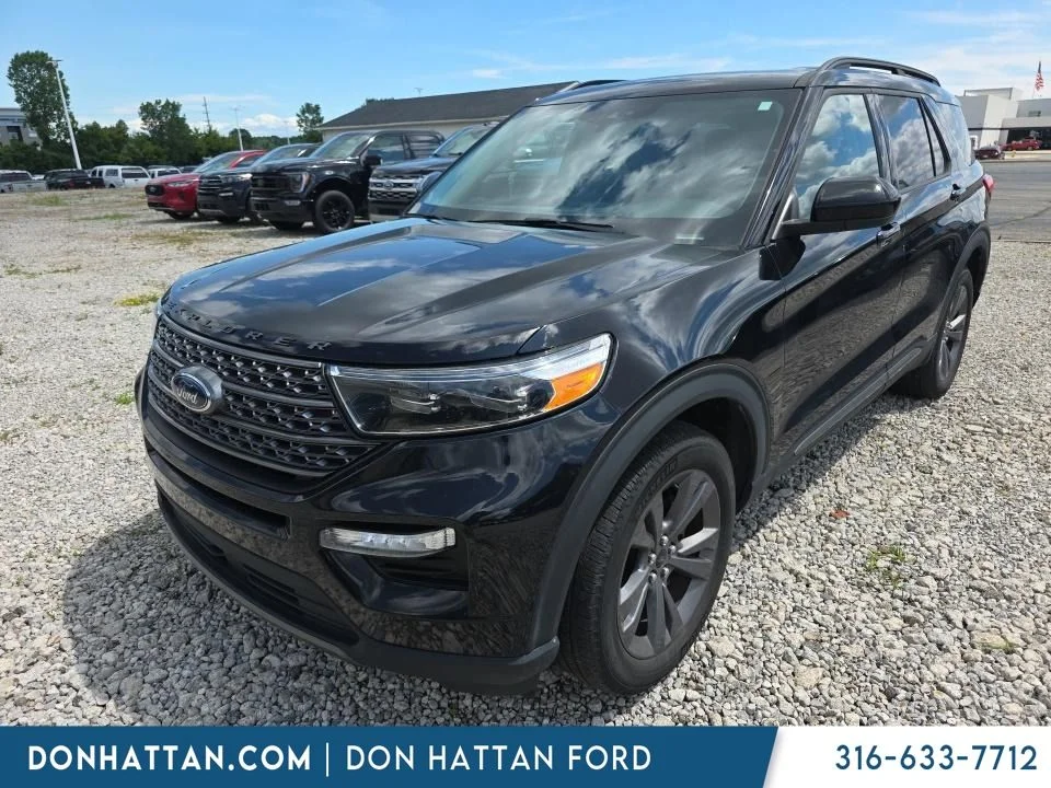 2023 Ford Explorer XLT 4WD's photo