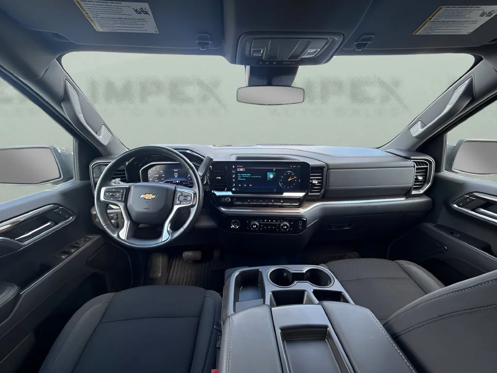 Used 2024 Gray Chevrolet LT image 11