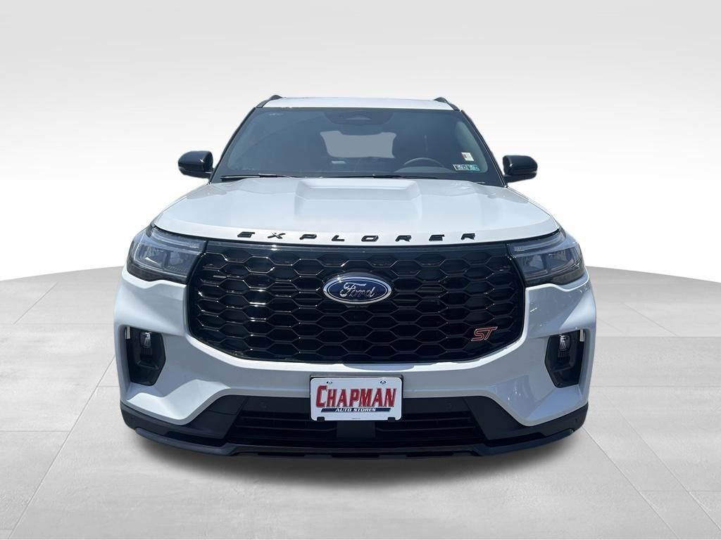 New 2026 Space White Metallic Ford ST image 9