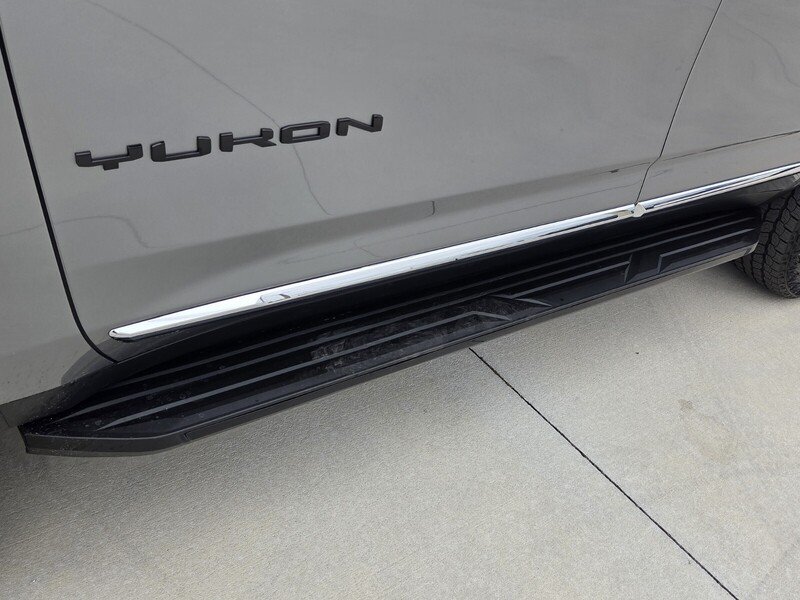Used 2023 Sterling Metallic GMC 2WD 4DR SLT image 10