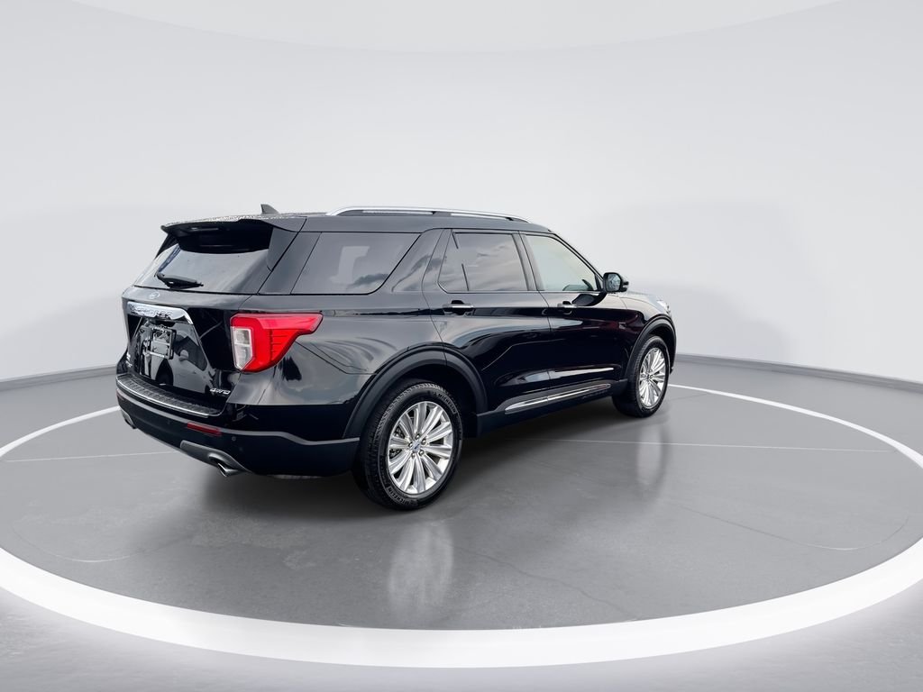 Used 2023 Black Ford Limited image 8