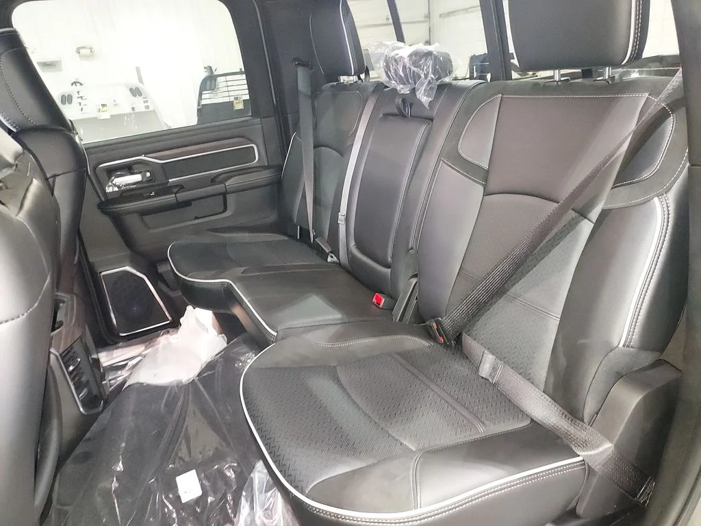 2026 RAM 2500 Laramie - Photo 29