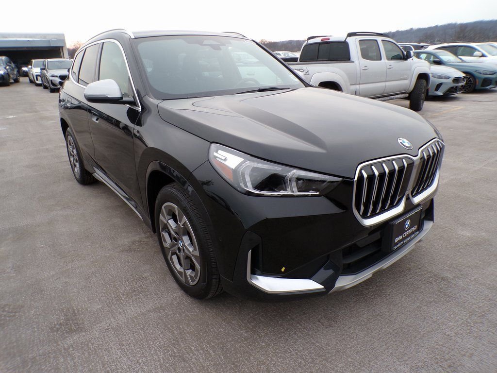 2023 BMW X1 28i