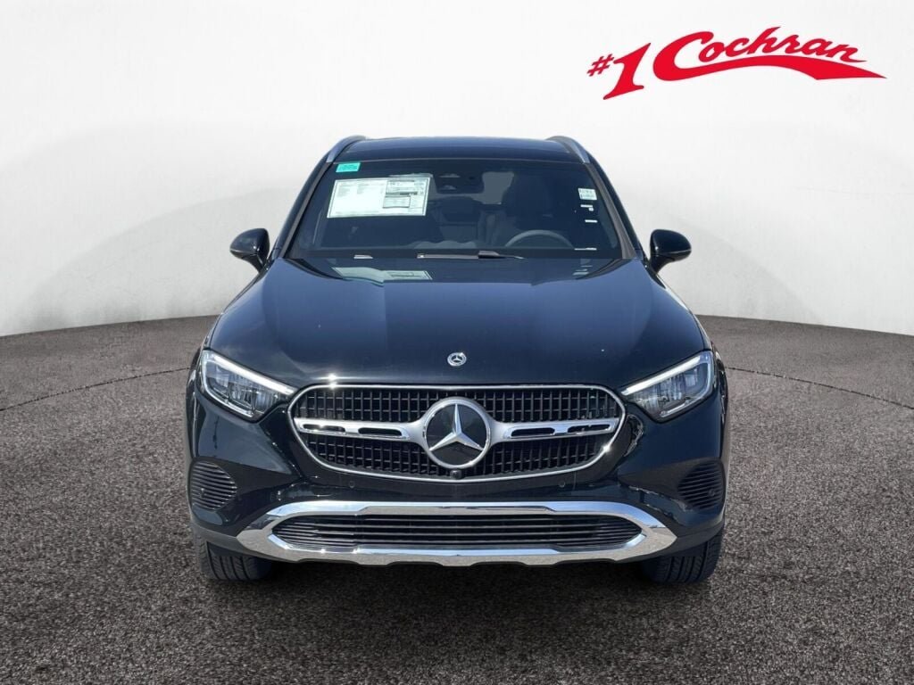 New 2026 2040/Black Mercedes-Benz GLC 300 image 12