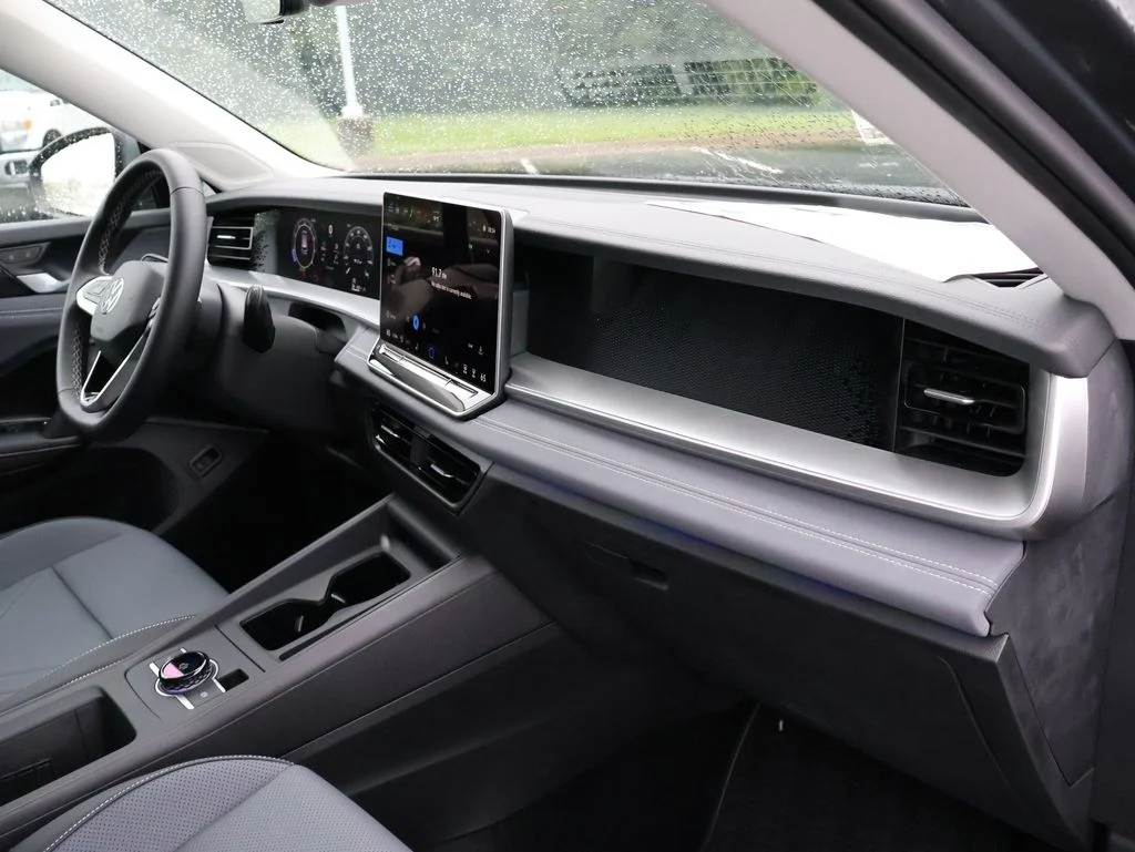 New 2026 Gray Volkswagen 2.0T SE image 14