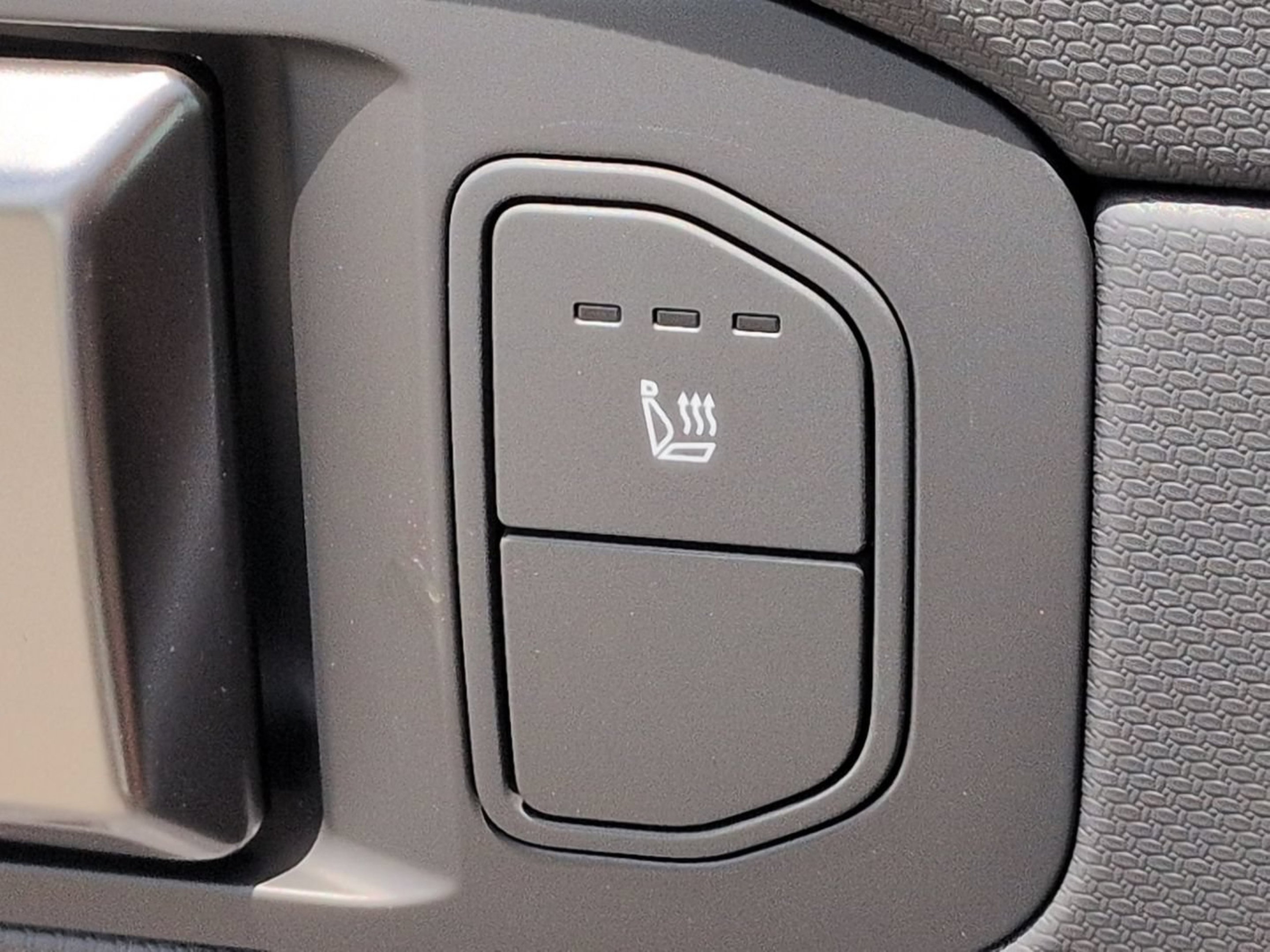 New 2027 Snow White Pearl Kia X-Line S image 25