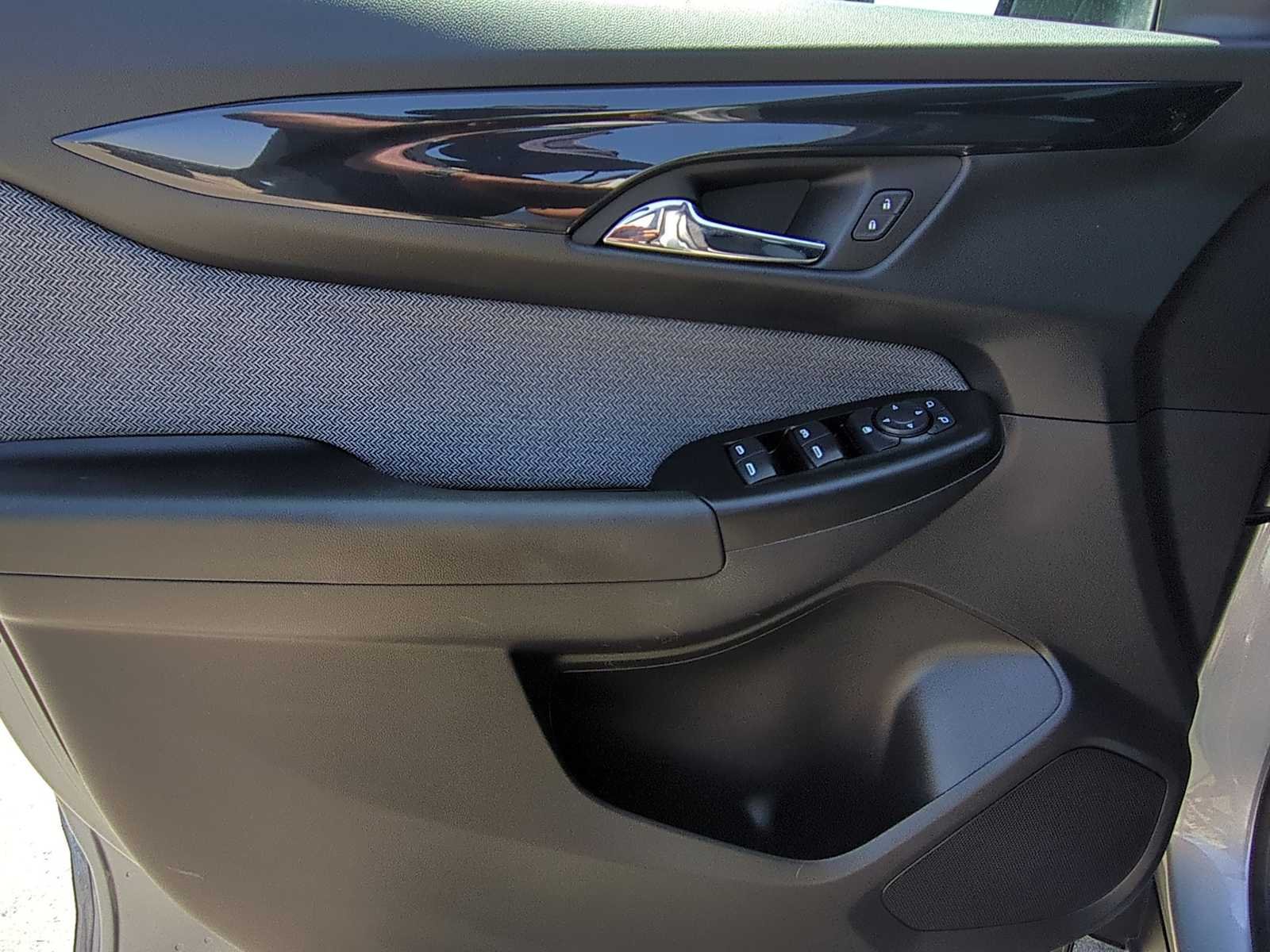 Used 2024 Sterling Gray Metallic Chevrolet LT image 10