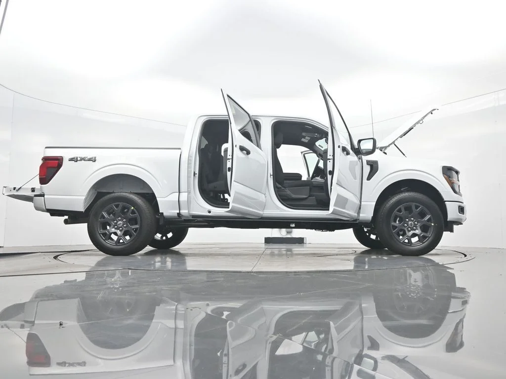 New 2026 Oxford White Ford STX® image 47
