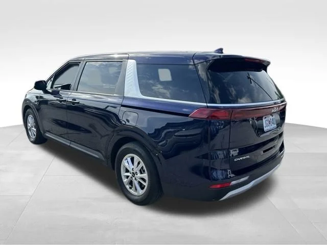 Used 2023 Blue Kia LX Seat Package image 22